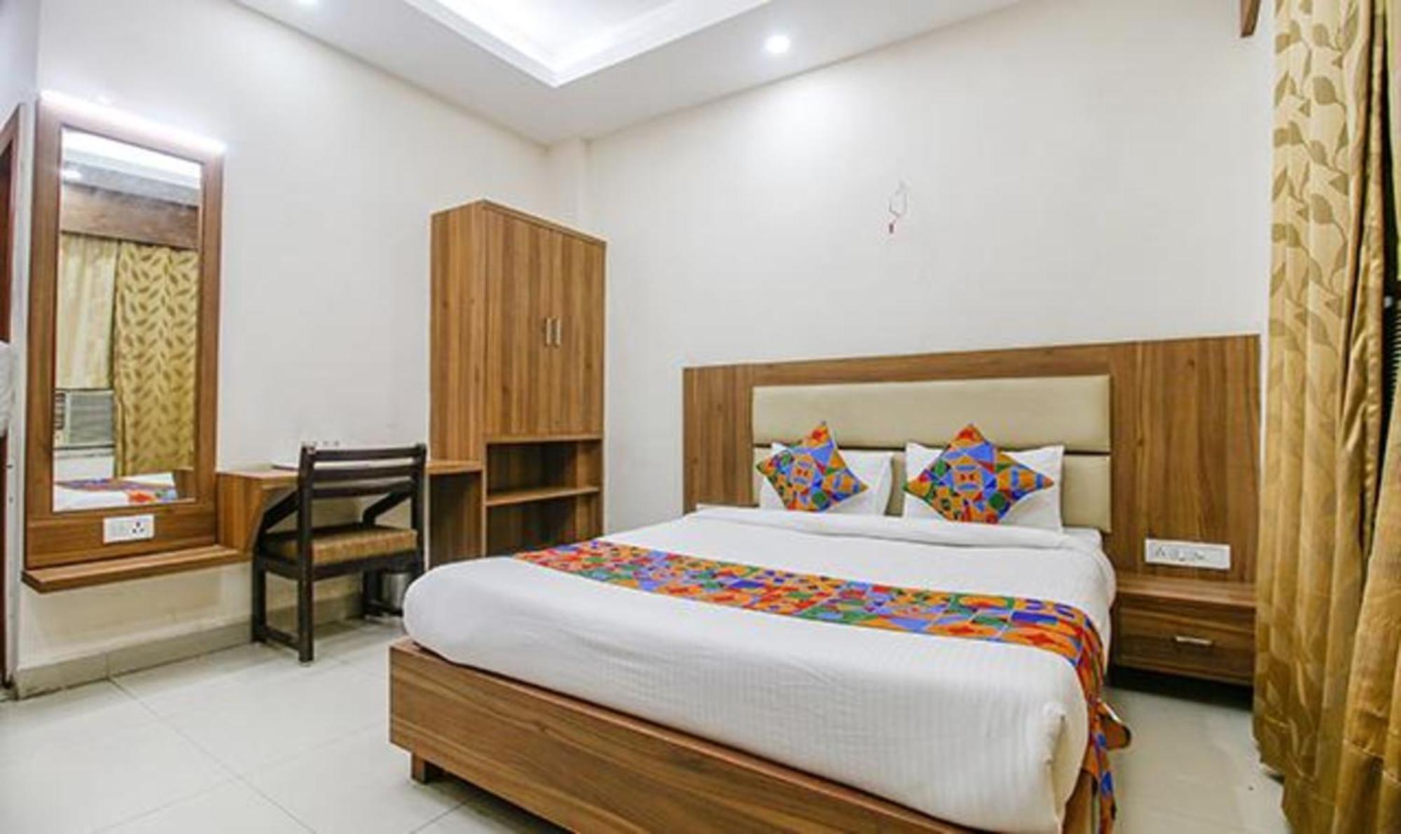 Fabhotel Silver Inn I Бопал Екстериор снимка