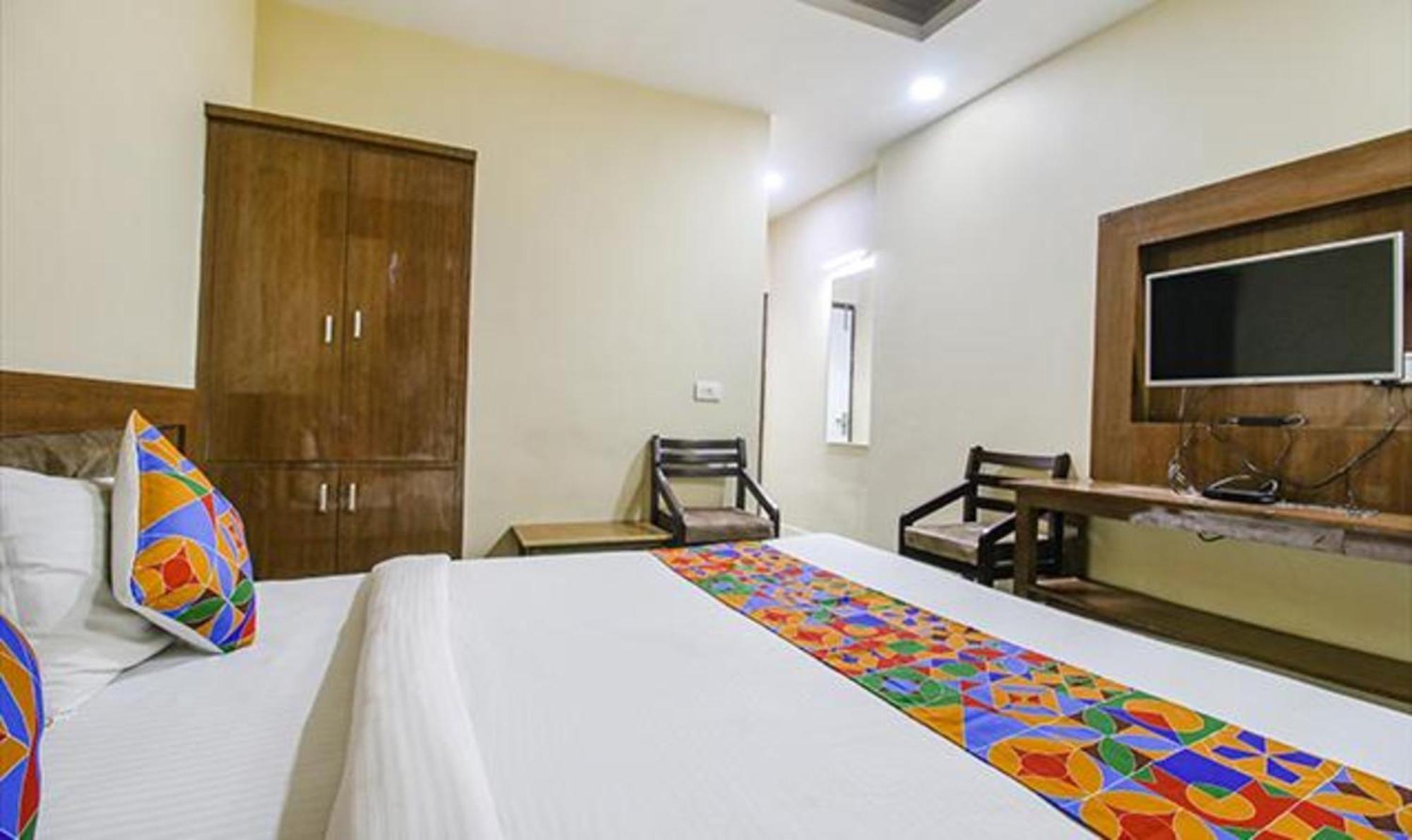 Fabhotel Silver Inn I Бопал Екстериор снимка