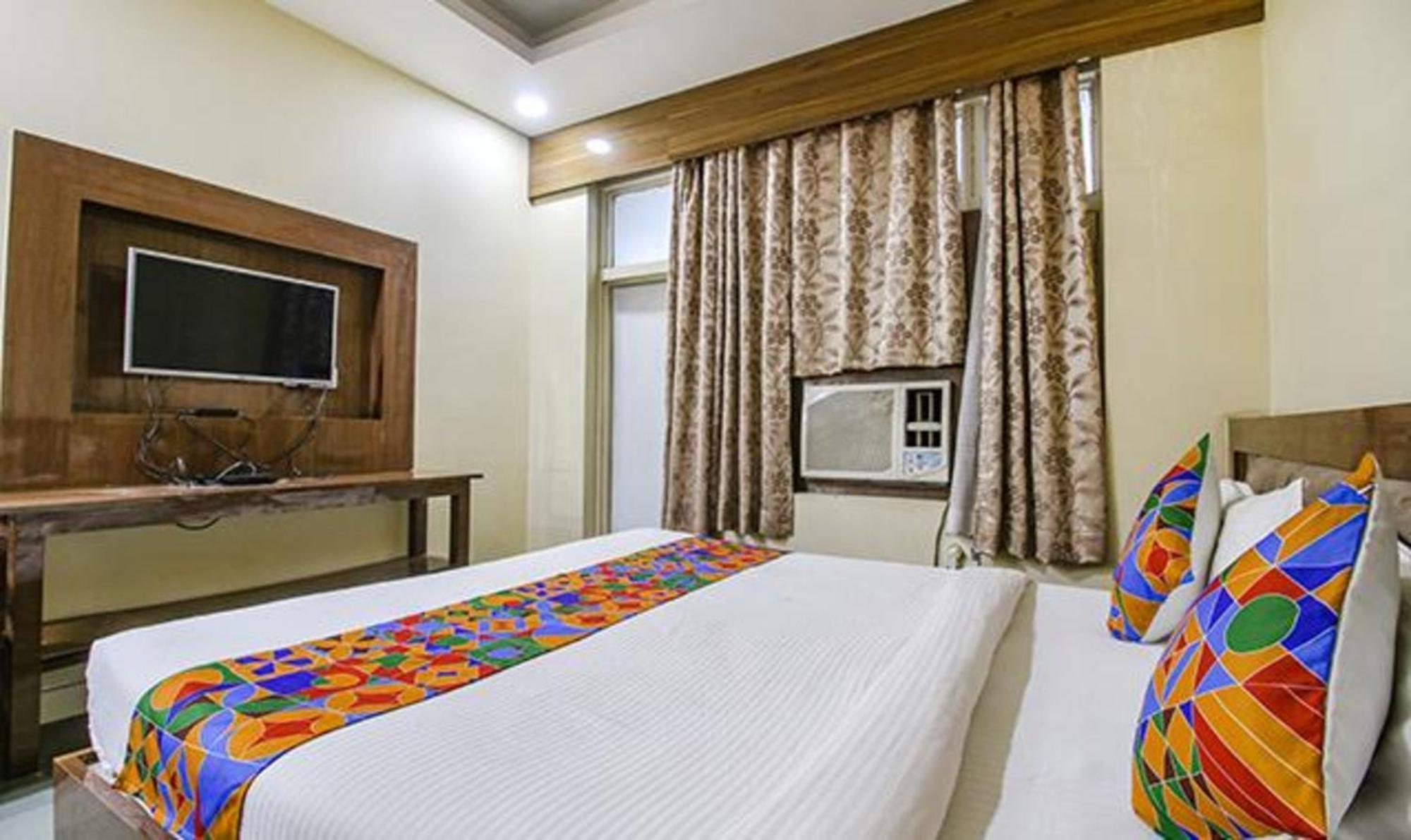 Fabhotel Silver Inn I Бопал Екстериор снимка